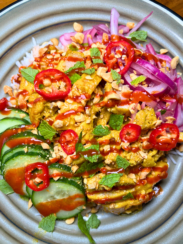 Coconut Sriracha Fuego Chicken Bowl